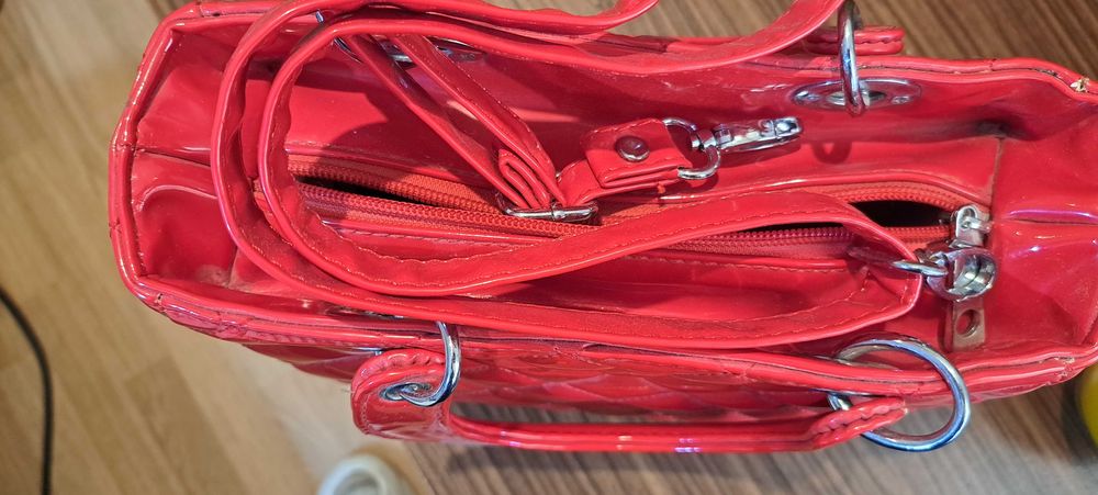 Дамска чанта- червена