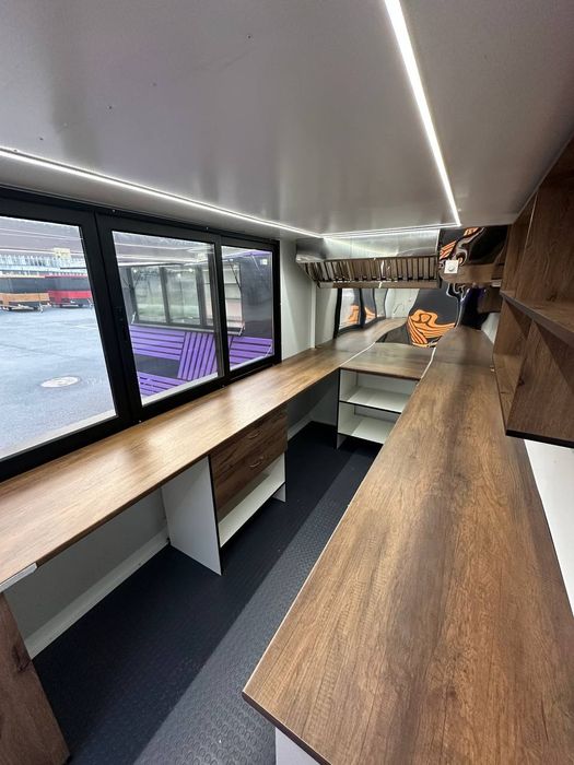 Каравана за бързо хранене 4-2-2.1м с аспиратор