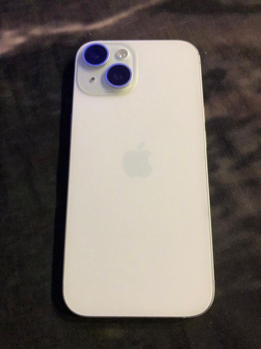 Schimb iPhone 15 128GB + husa cadou