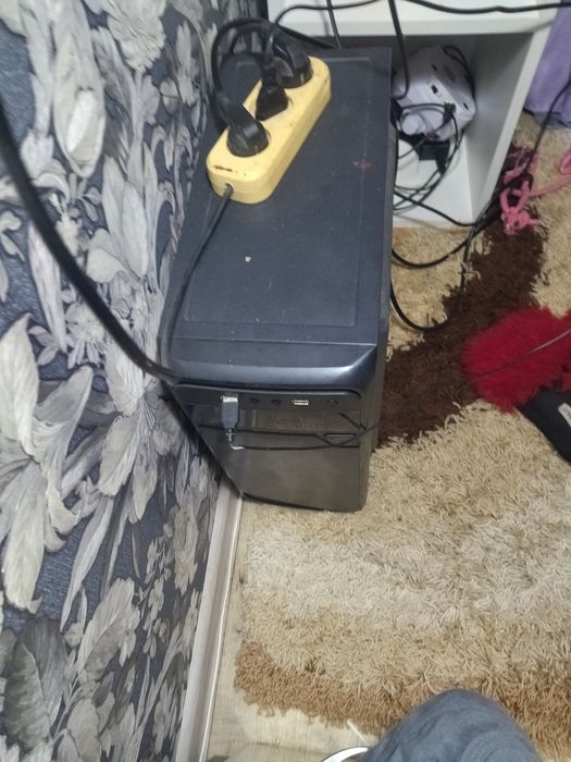 СРОЧНО продам компьютер