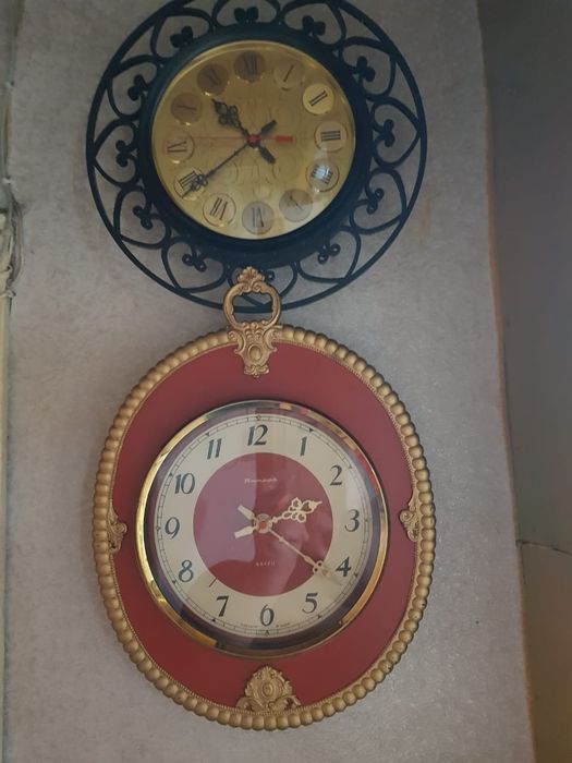 Продам  настенные Кварцевые часы