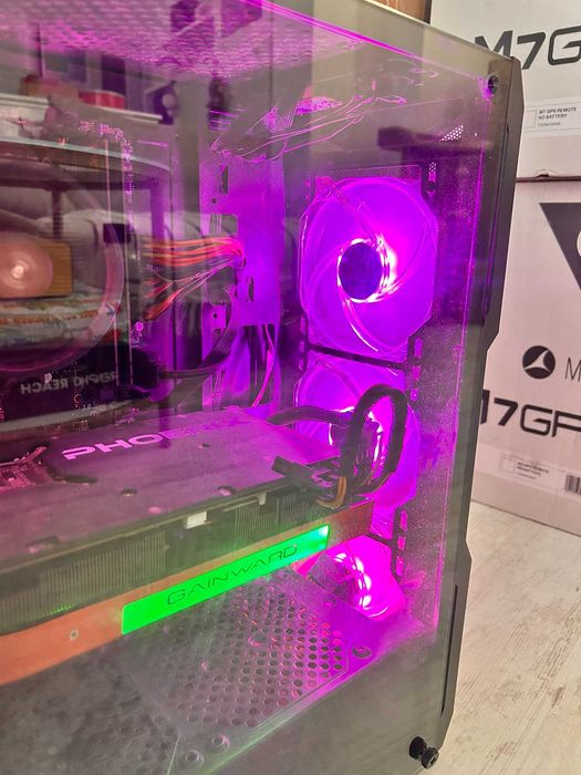 Продавам геймърски / работен компютър NVIDIA GeForce GTX 1070 Ti