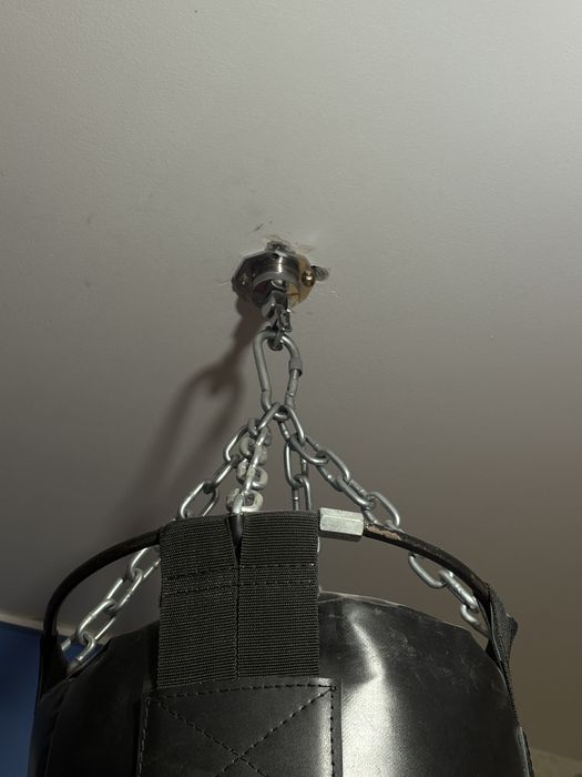 Продам боксёрскую грушу