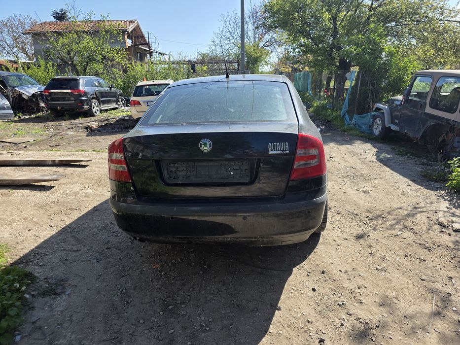 SKODA Octavia 2005 година на части