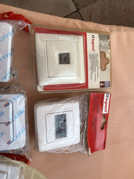 Lot prize / intrerupatoare nou Legrand, Schnider