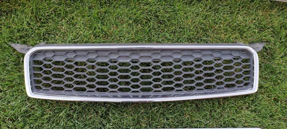 Решётка Nexia R3