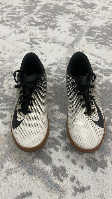 Обувь для футзала