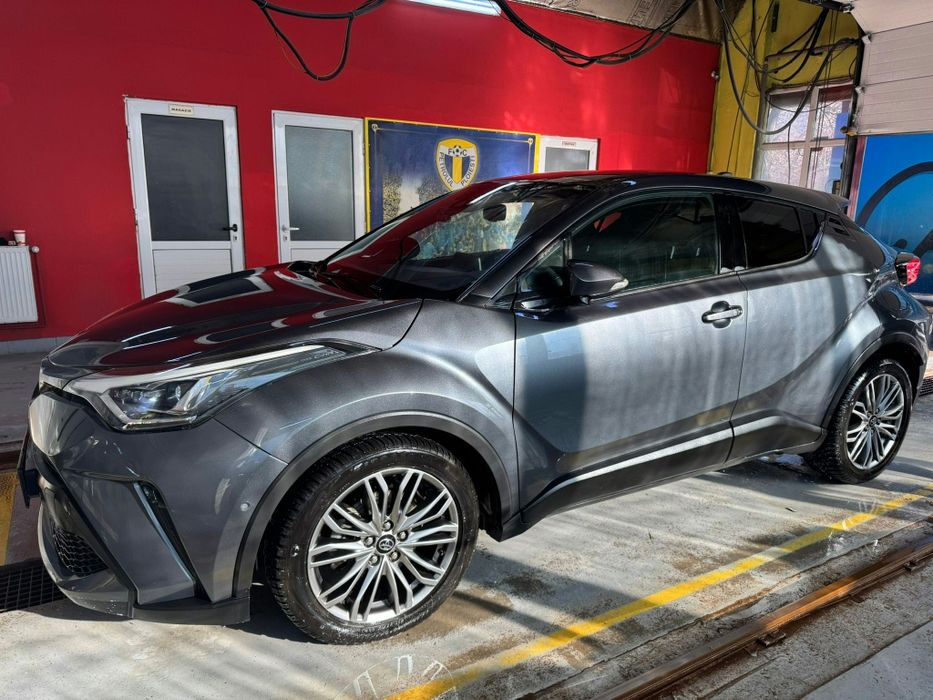 Toyota C-HR echipare C-LASSY Hybrid (HEV) 1.8L (98CP)