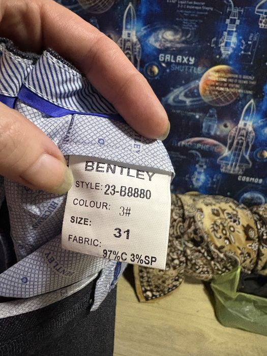 Новые брюки 31 размера