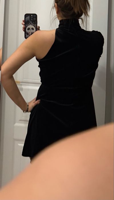 Бархатное платье на мероприятие