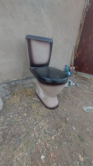 Продам унитаз  в хорошем сос