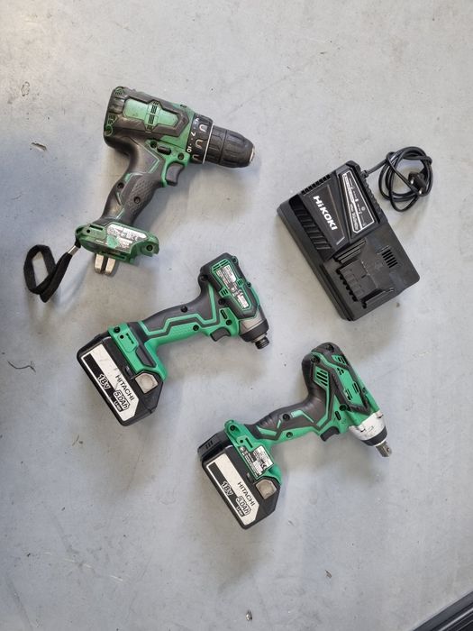 Bormasina cu impact, pistol de impact, acumulatori, Hitachi Hikoki