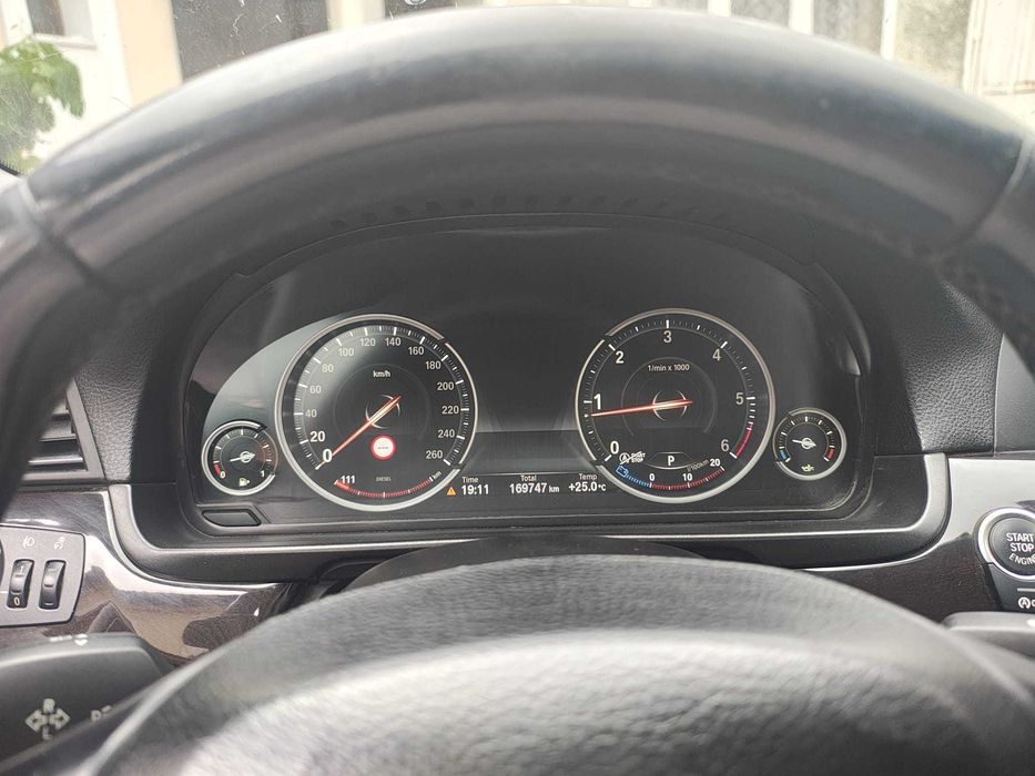 BMW 5 Series 2013 — imagine 4