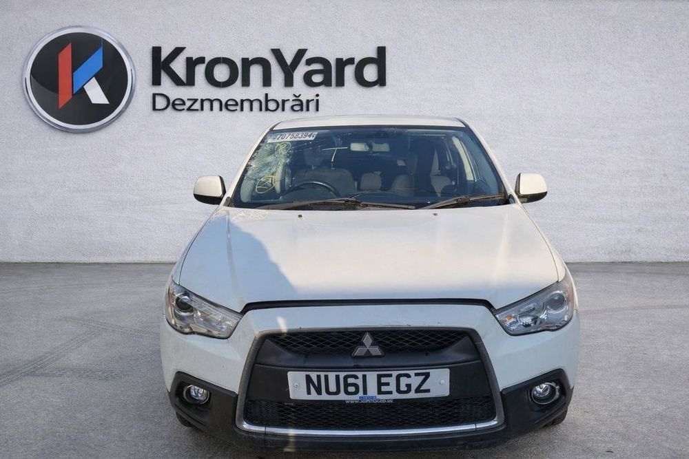 Usa Dreapta Fata Mitsubishi ASX 2010 - 2012 SUV 4 Usi ALB (1107) NECESITA REPARATII