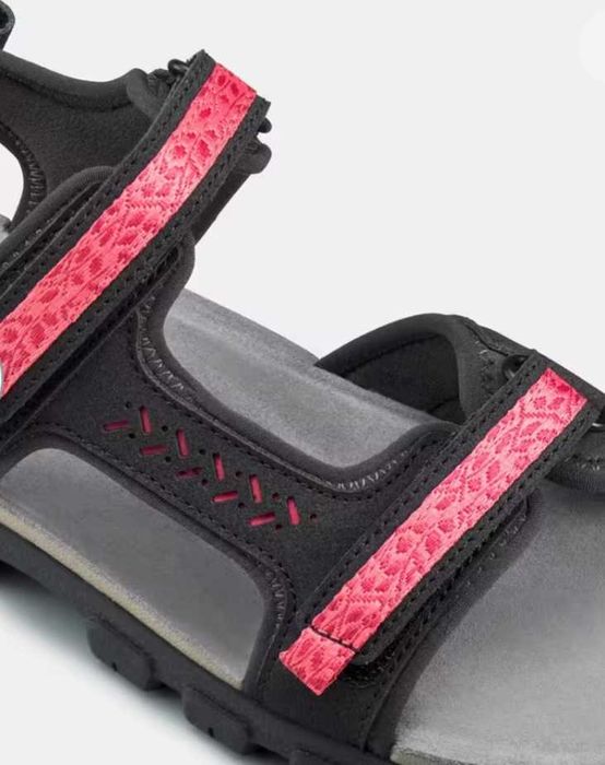 Дамски сандали от кожа