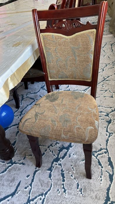 Срочно! Стол-стулья сатылады, арзан багада