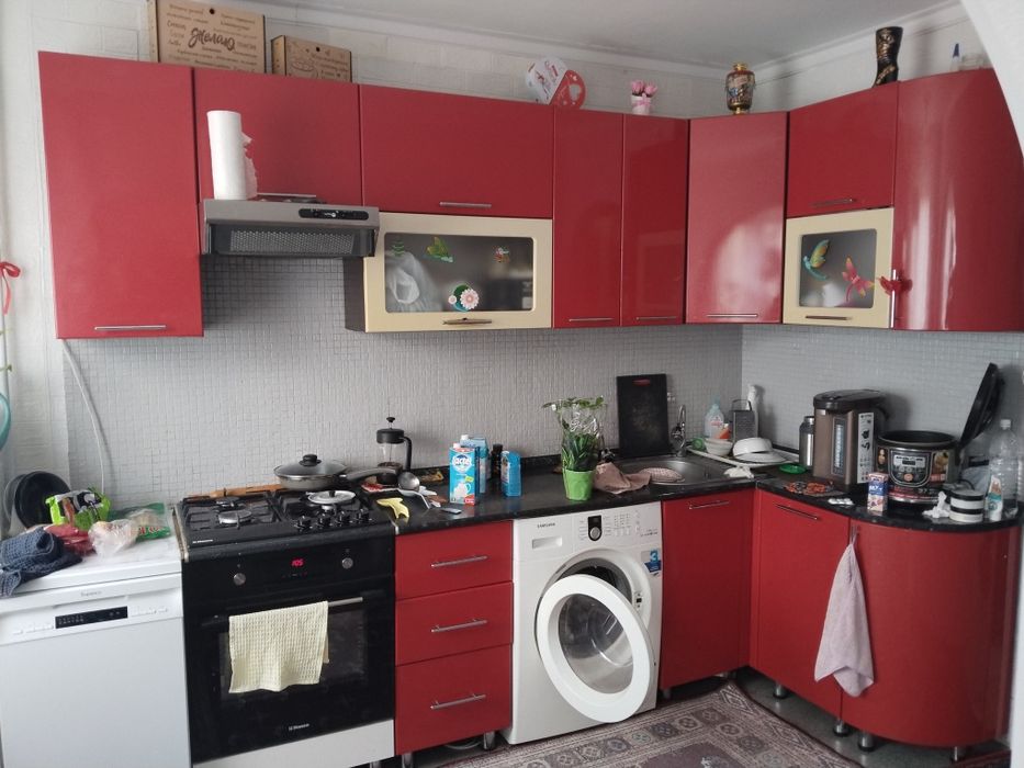 Продам 3 комнатную квартиру