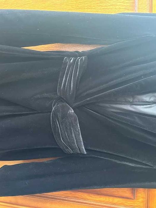 Rochie tip sacou din catifea – Zara – mărime M