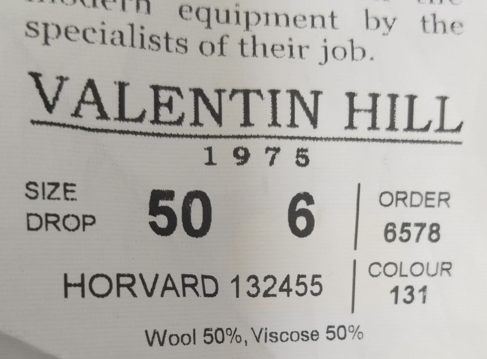 Костюм Valentine Hill 1975.