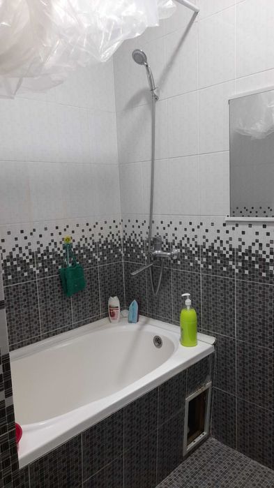 Продаётся квартира Мирзо Улугбекский район,Метро  Буюк Ипак йули