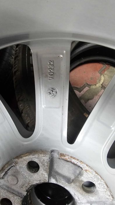 JANTE VW cu anvelope 215/55/17   vara