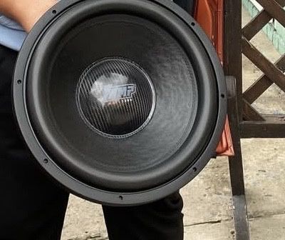 Сабвуфер в машину