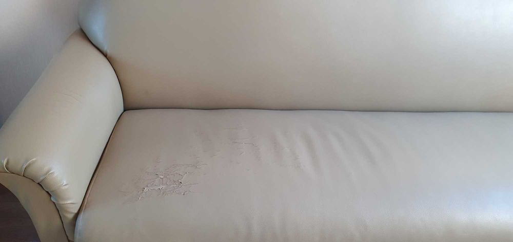 Разтегателен диван