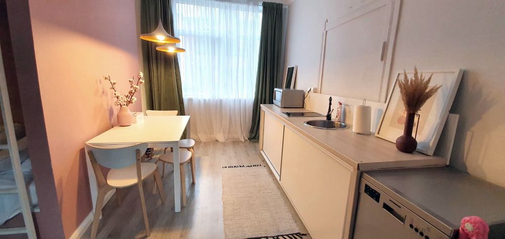 Apartament cu 1 camera de vanzare - zona centrala, Parcul Feroviarilor. Pret 160.000€