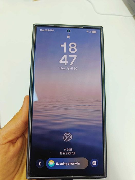 Vand Samsung S24 Ultra