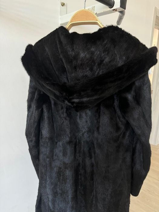 Срочно норковую шубу