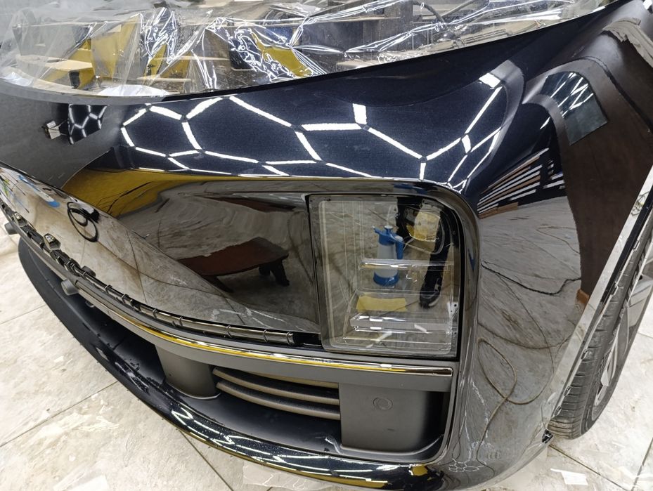 Ударопрочная бронь плёнка на кузов авто. Защита от царапин и стресса