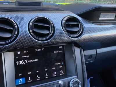 Colantare trimuri, grile, embleme, ornamente interioare Chrome Delete