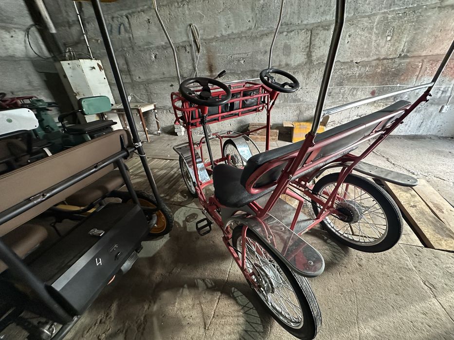 Велосипед семейный четырехместный аттракцион