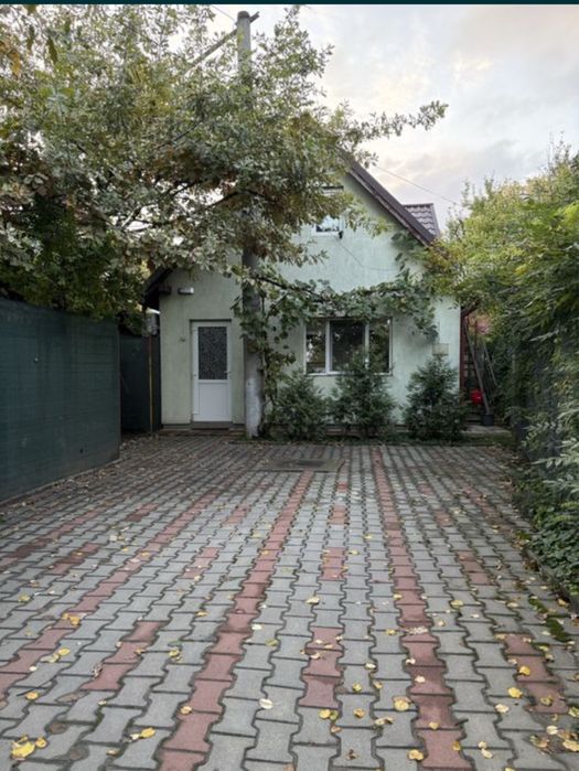 Casa- doua camere- proprietar- pod Bucium