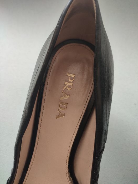 Prada оригинални дамски обувки 39 1/2
