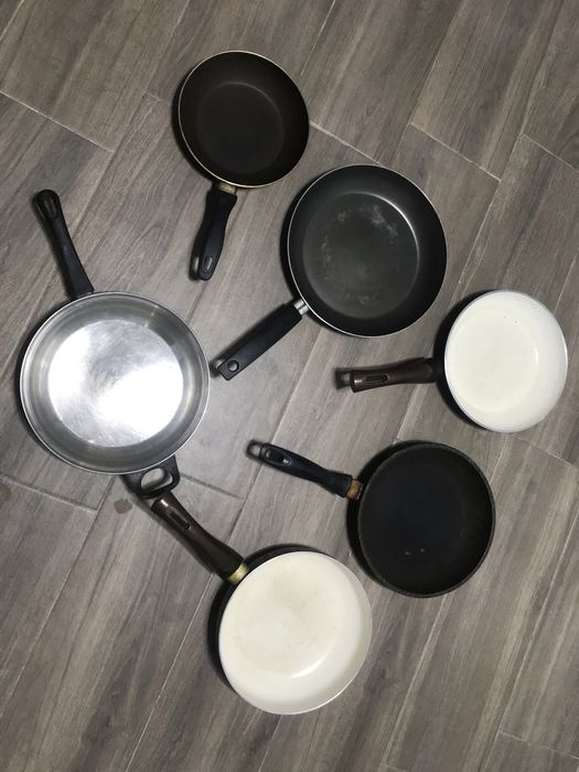 Използвани  тигани  6  броя  / Налични  .