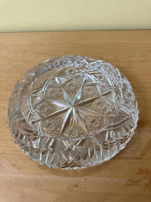 Хрустальная ваза чешская