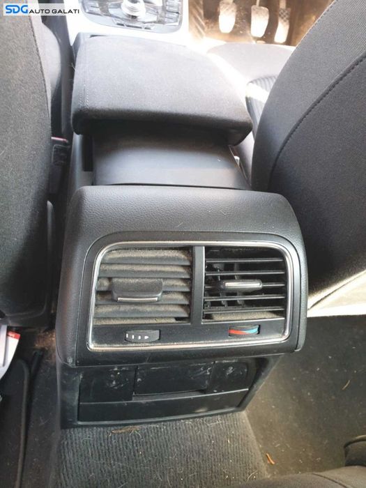 Gura Grila Aer Aerisire Ventilatie din Cotiera Spate Pasageri Audi A4 B8 2008 - 2015 [C9856]
