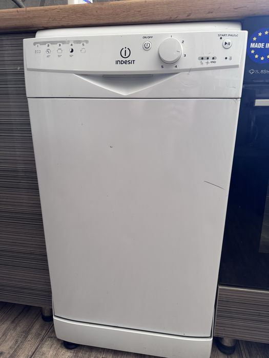 Машина посудомоечная