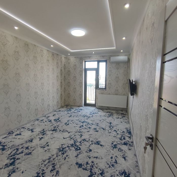 Чоштепада  квартира Срочна сотилади. 2/5/9 (72м²)