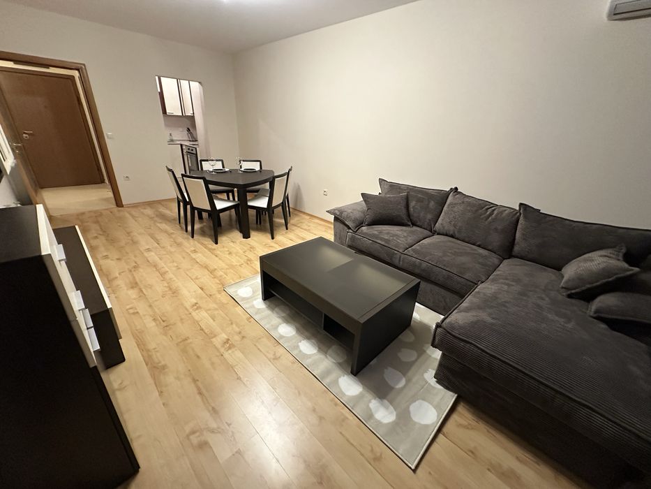 Дава се под наем Двустаен апартамент в София, Център - 60 кв.м за 663 € - Снимка #2