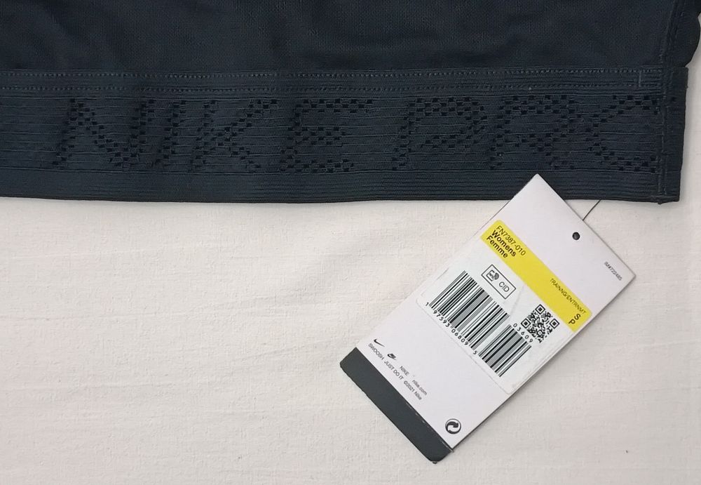 Nike PRO DRI-FIT Cropped Tank Top оригинален потник S Найк спорт фитнес тренировки