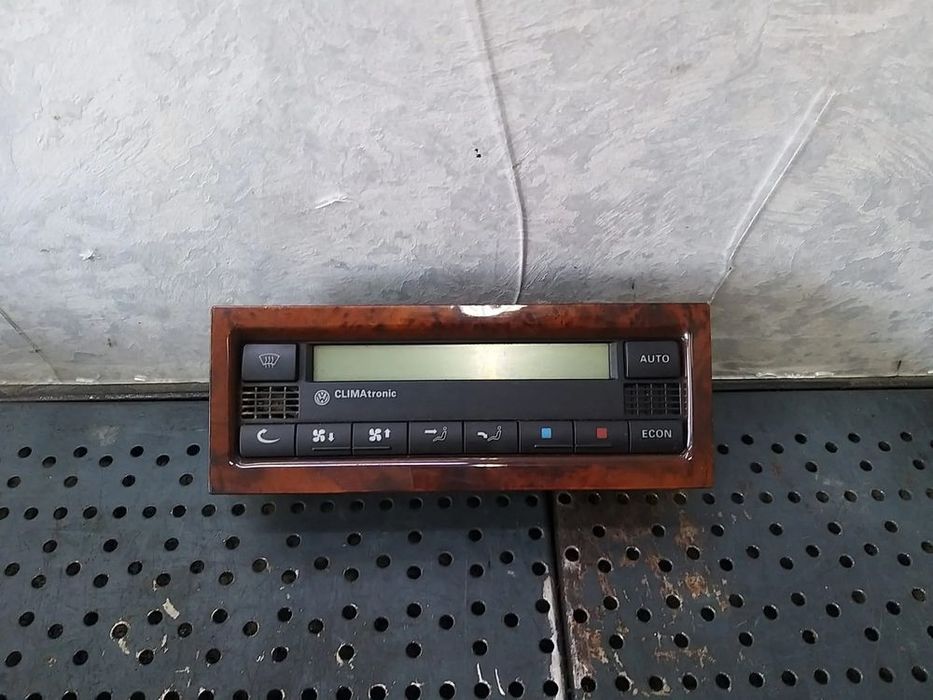 Panou comanda clima ac vw bora 1j