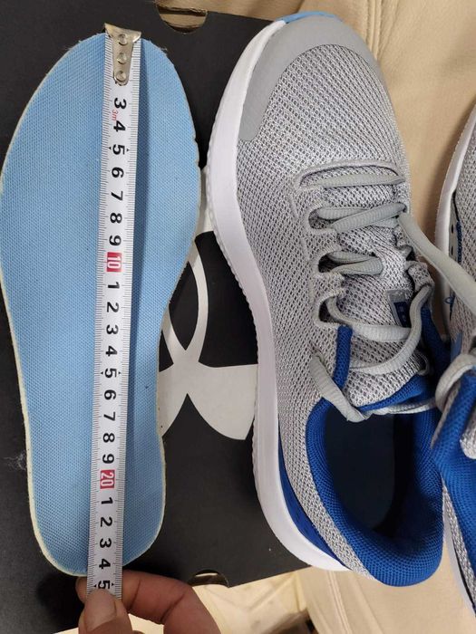 Маратонки Under  Armour