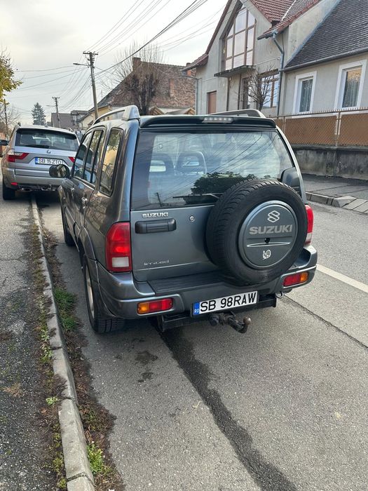 Vând grand vitara LIMITED EDITION