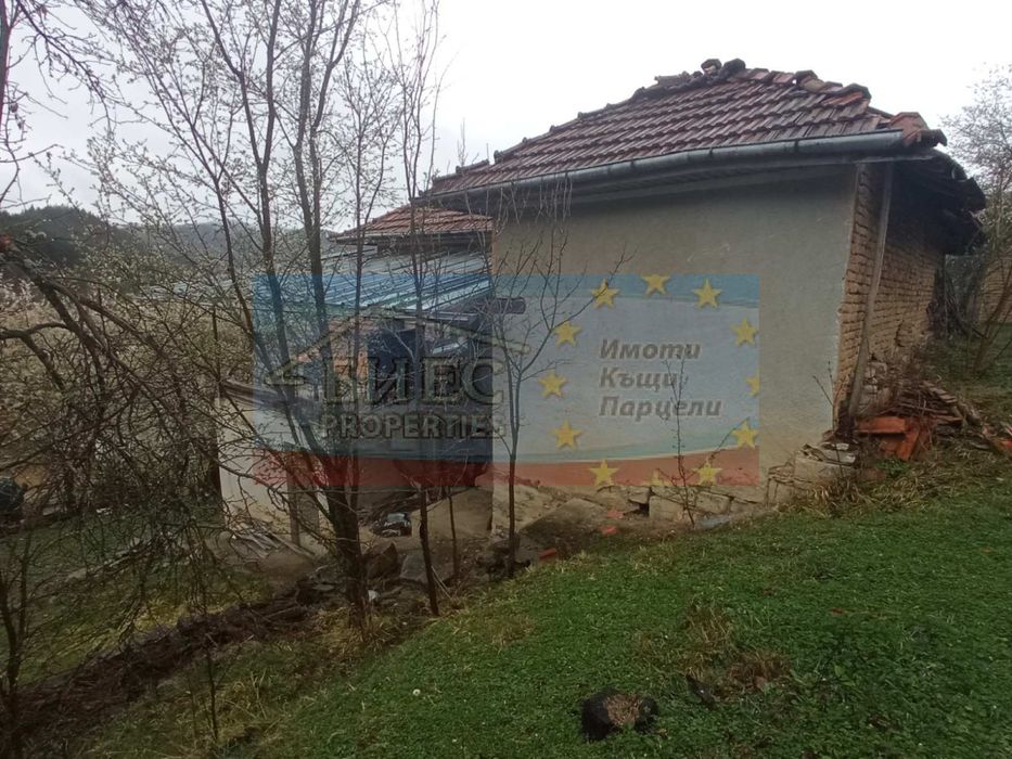 Къща в с. Голям извор