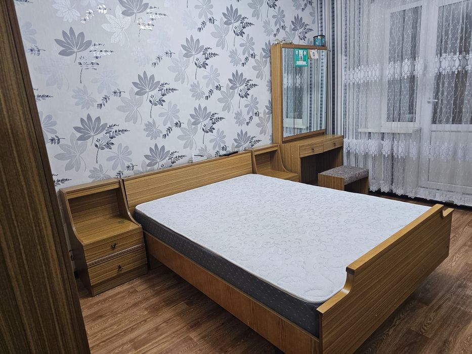 Продам спальный гарнитур в комплете