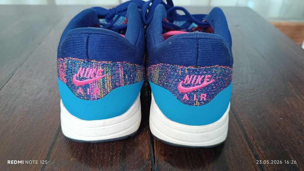 Маратонки Nike