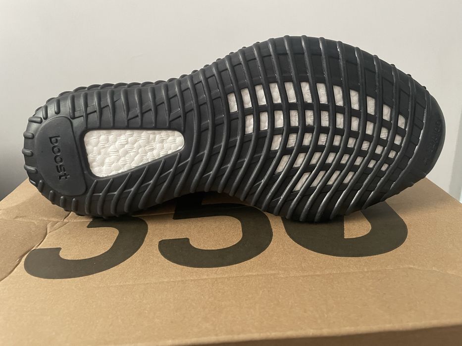 adidas Yeezy Boost 350 V2 Oreo 41