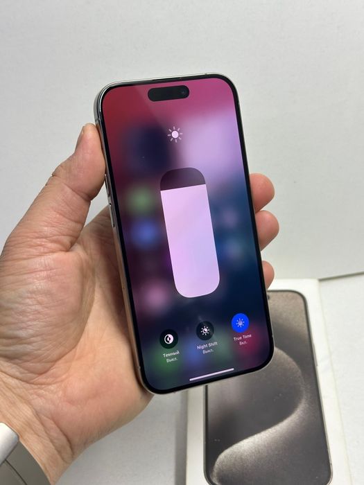 Продам Айфон 15 Про 256г